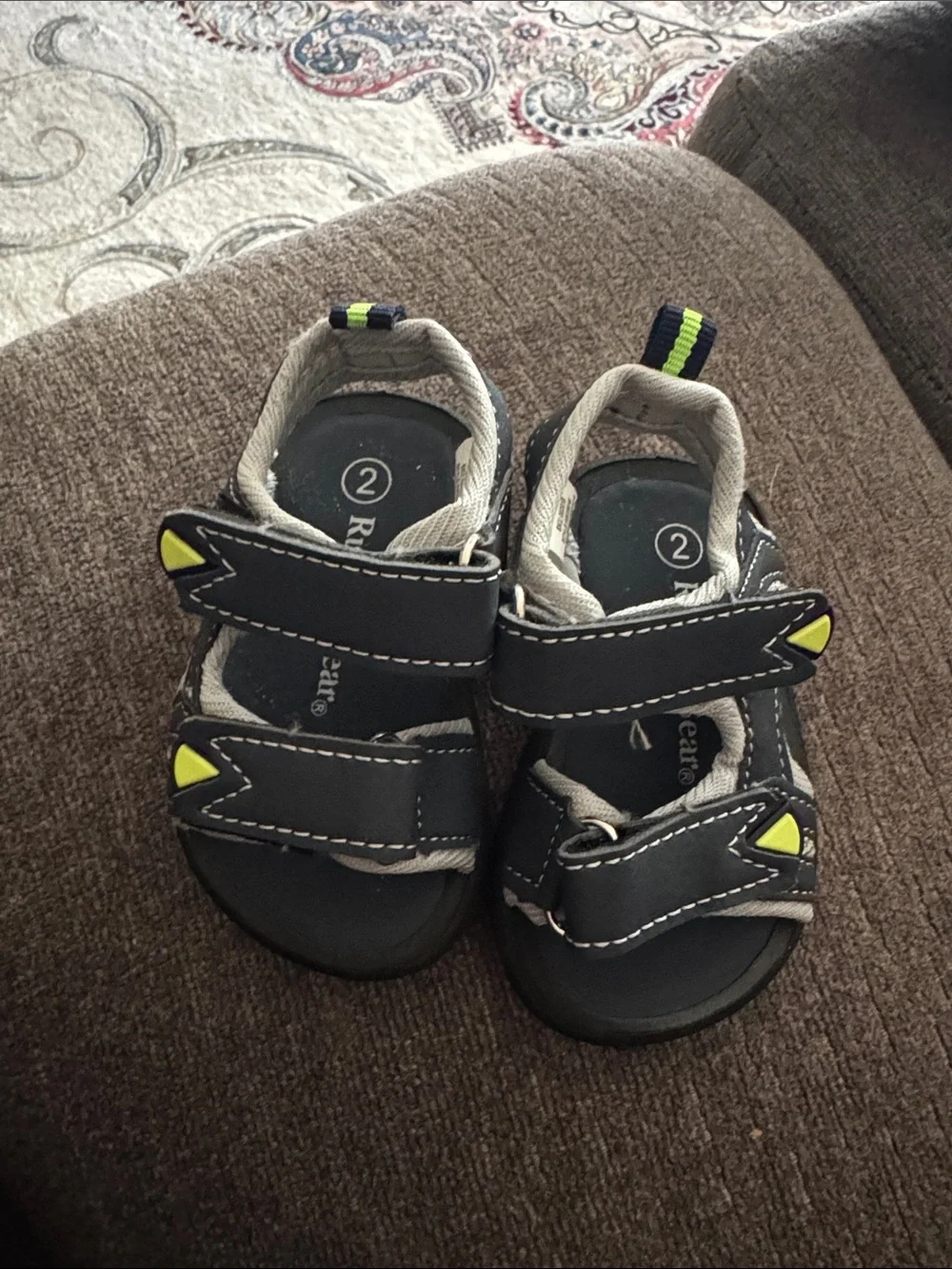 Rugged bear durable gray